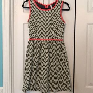 Juniors dress